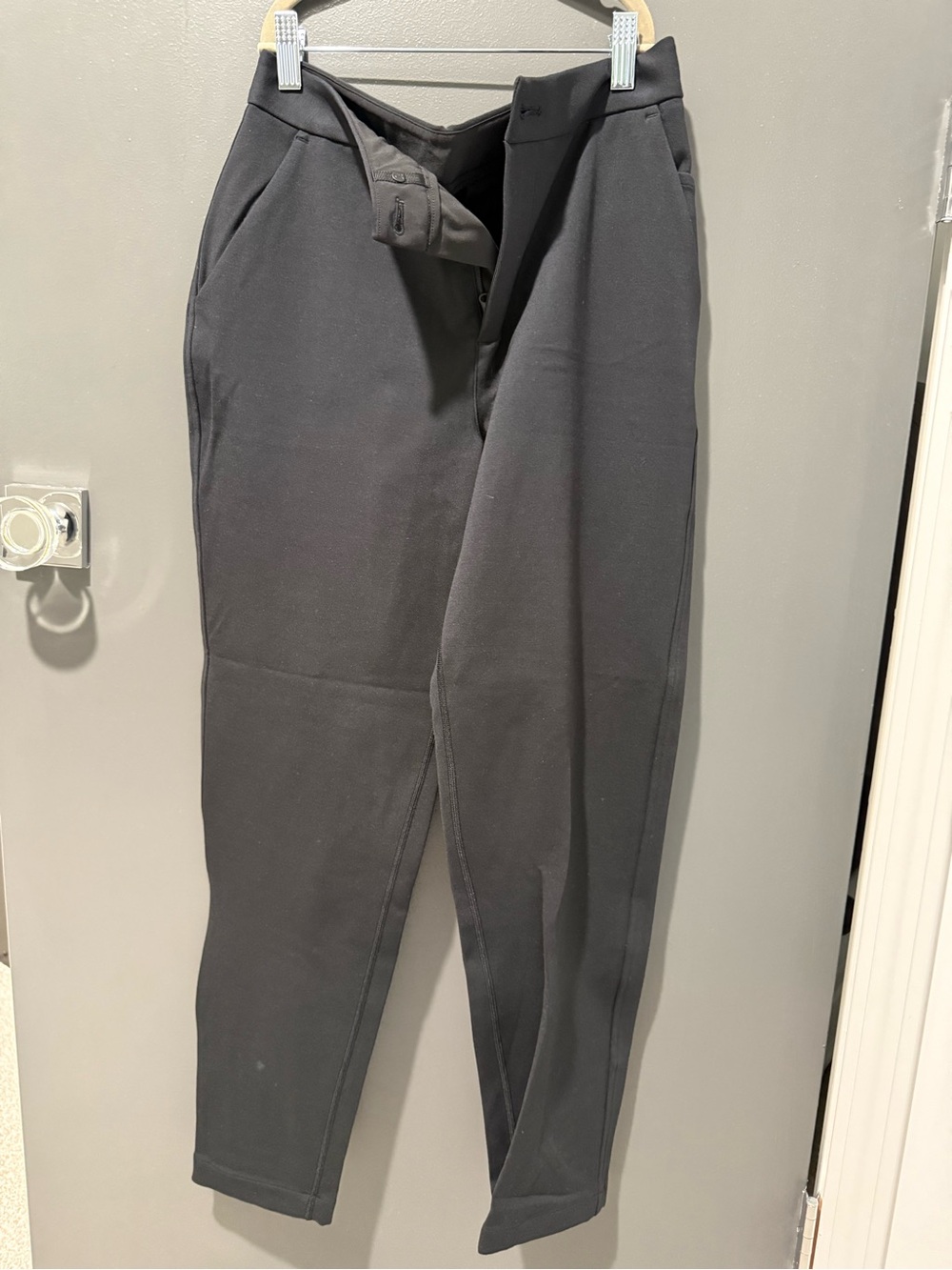 lululemon athletica Women’s Black Stretch Dress Pants